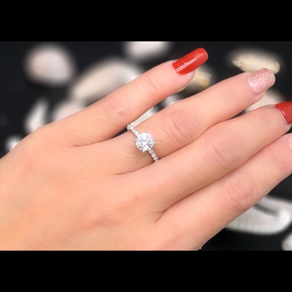 1ct moissanite ring with Certificate - Picture 3 of 16